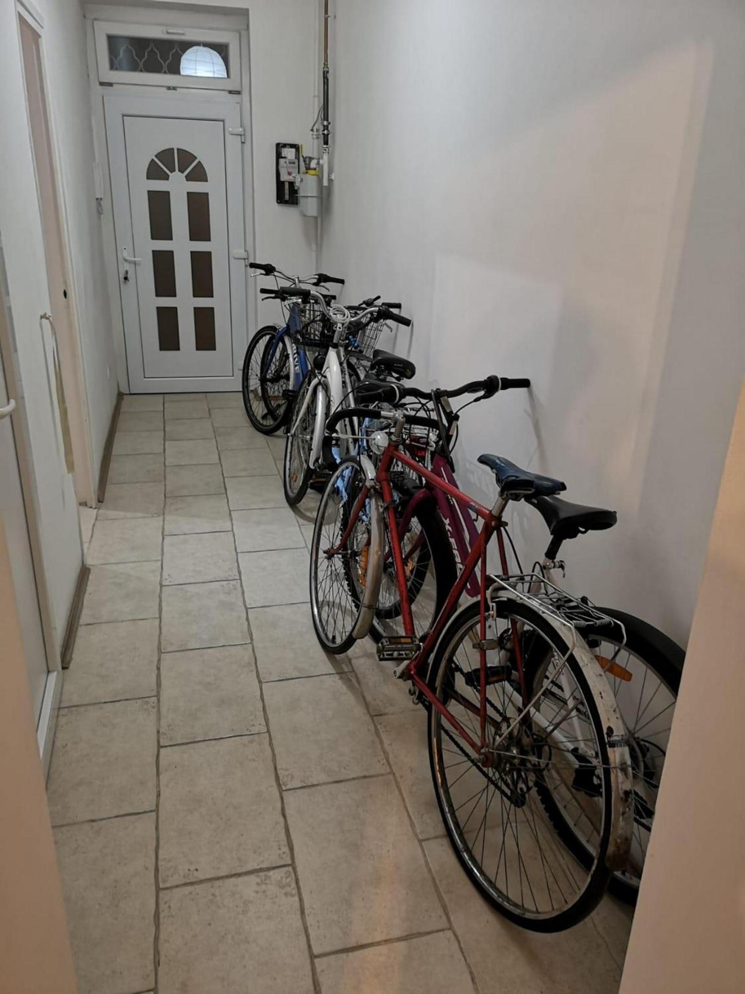 Anna 2 Bedrooms 2 Bathrooms 6 Bikes Budapest Exterior foto