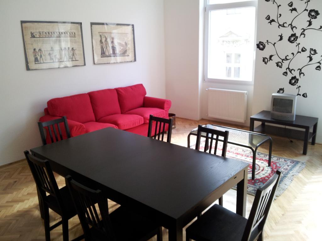 Anna 2 Bedrooms 2 Bathrooms 6 Bikes Budapest Zimmer foto